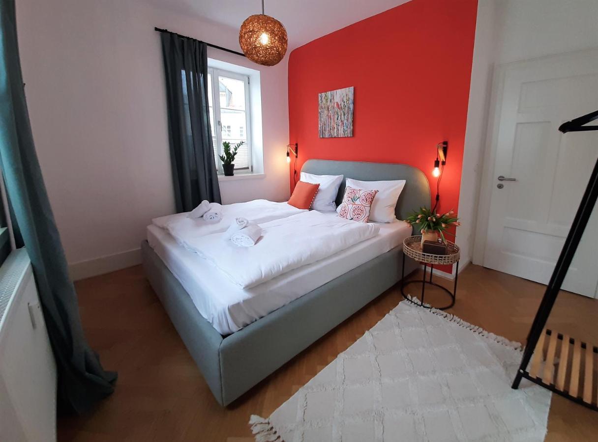Apartment 4-6 Personen I 80Qm I Altstadt I Dachterasse I Parkplatz Στράουμπινγκ Εξωτερικό φωτογραφία