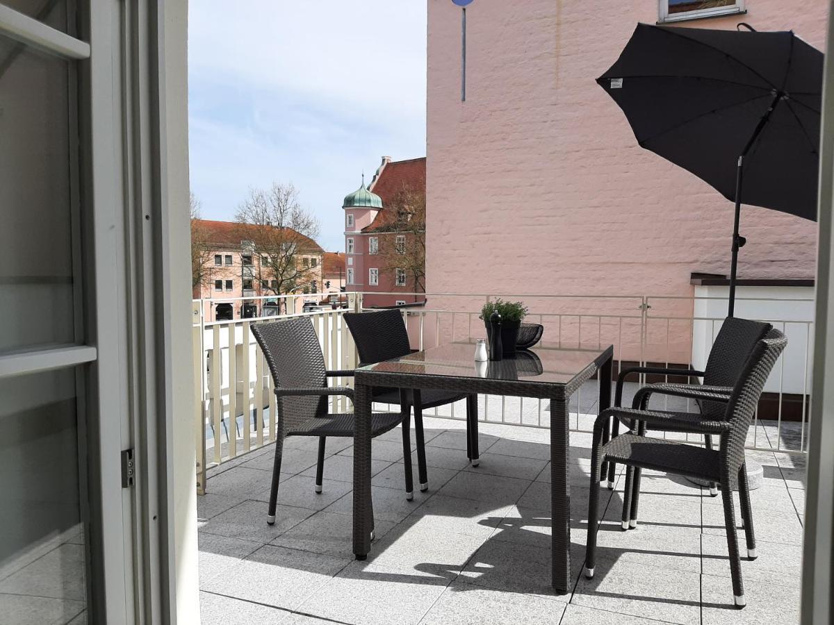 Apartment 4-6 Personen I 80Qm I Altstadt I Dachterasse I Parkplatz Στράουμπινγκ Εξωτερικό φωτογραφία